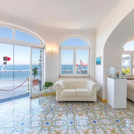 La Madonnina Otel 4*